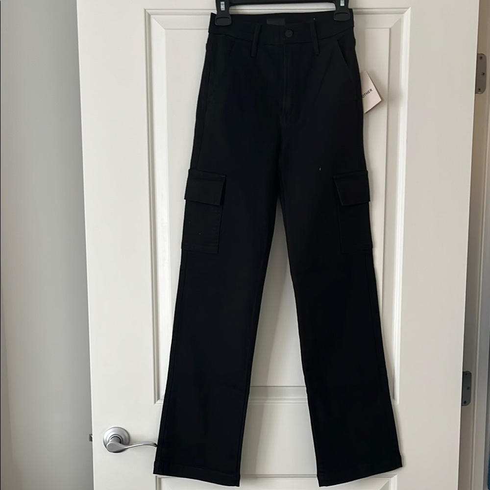 MOTHER. NWT Size 24 Rambler Cargo Black